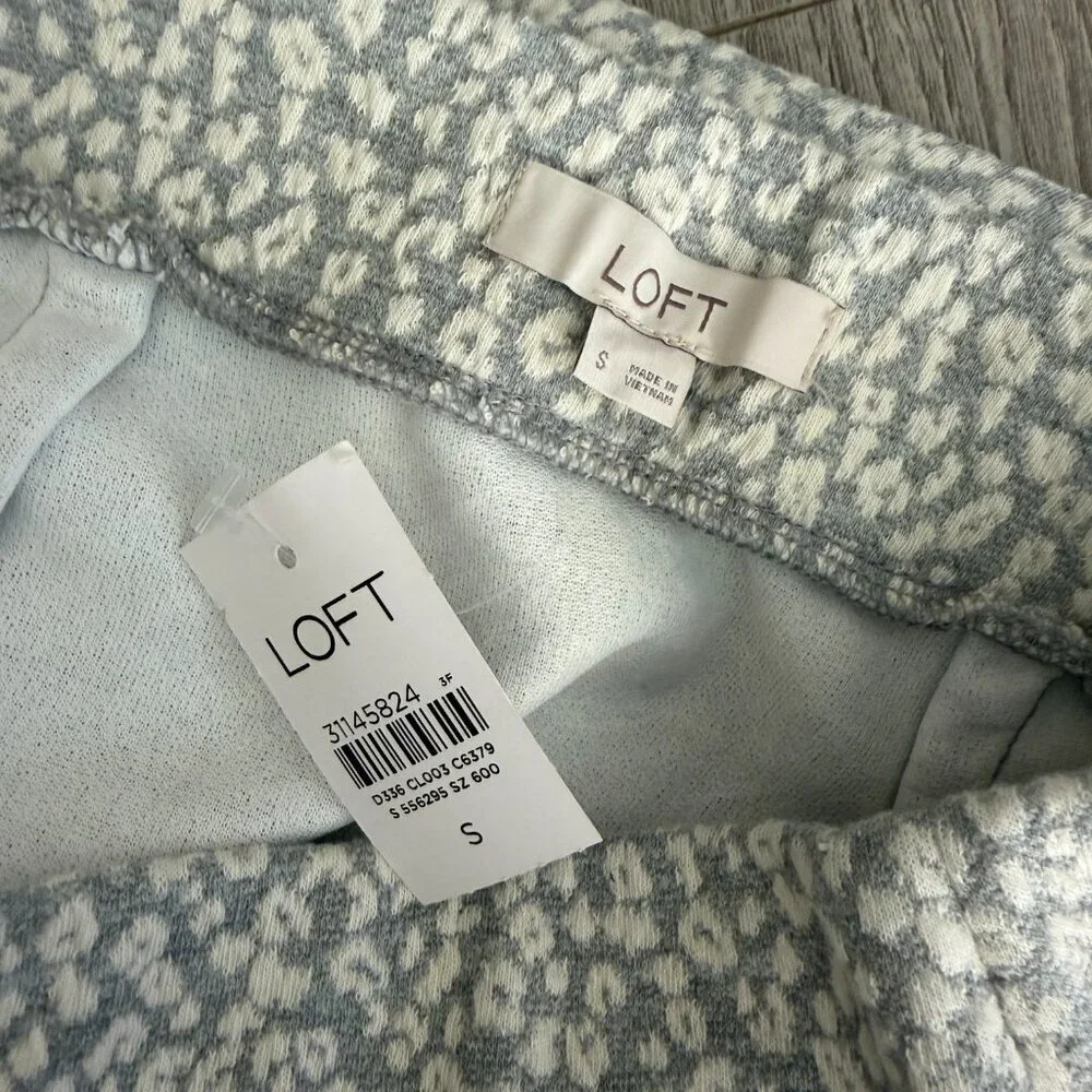 LOFT Green Leopard Print Pencil Skirt | NWT | Size S | 27